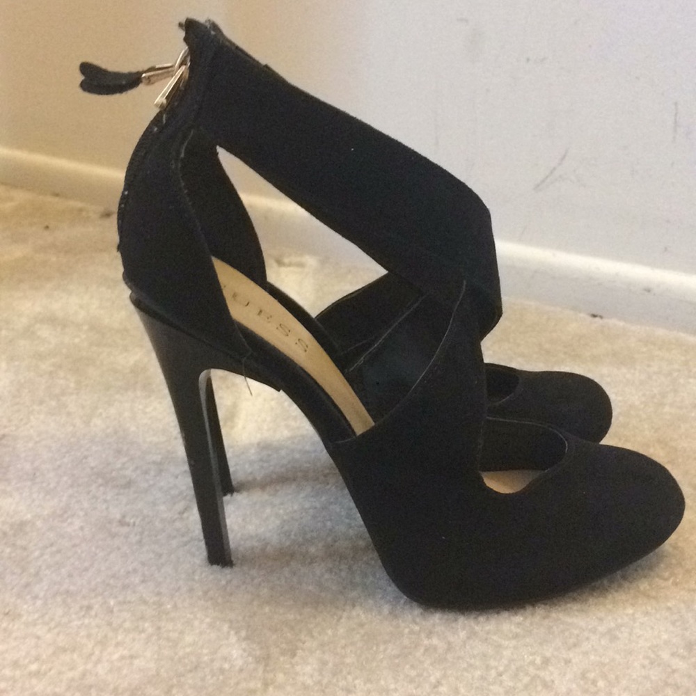 Guess Heels - Picture 2 of 4